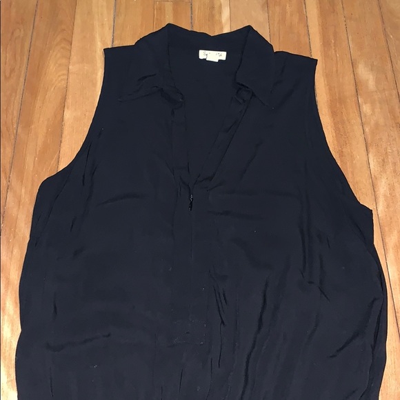 Romper - Picture 2 of 3